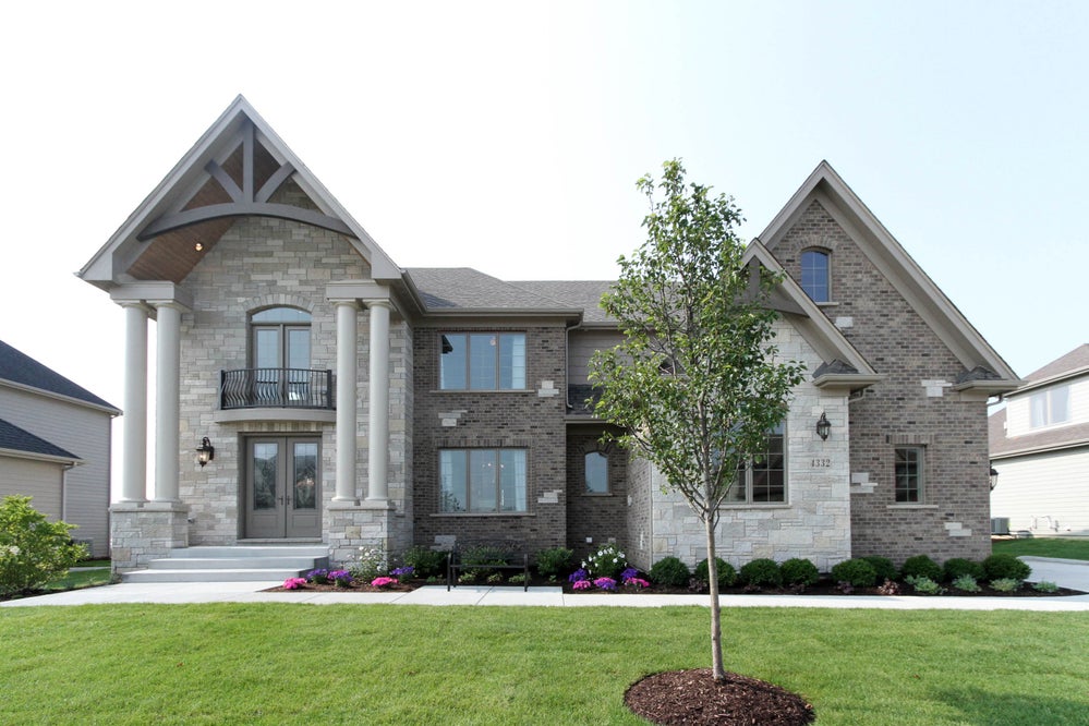 New Homes in Chicago Suburbs from Overstreet Builders